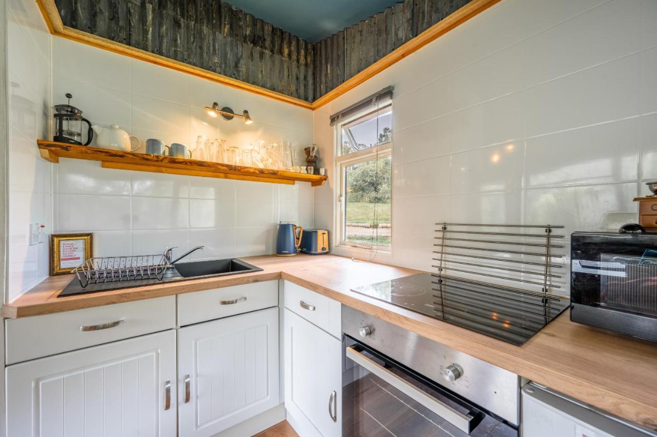 Ancarraig Lodges Drumnadrochit Exterior foto
