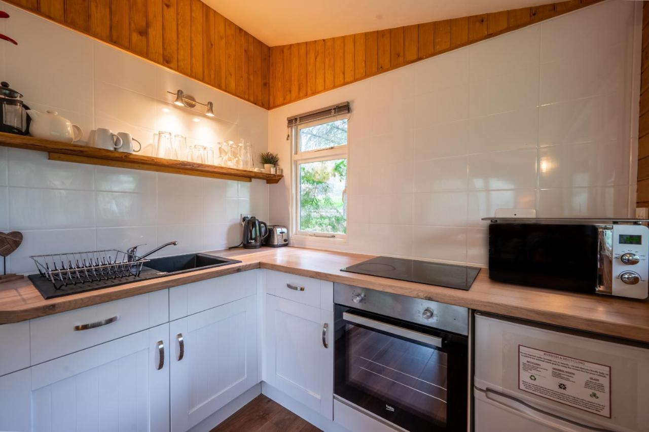 Ancarraig Lodges Drumnadrochit Exterior foto
