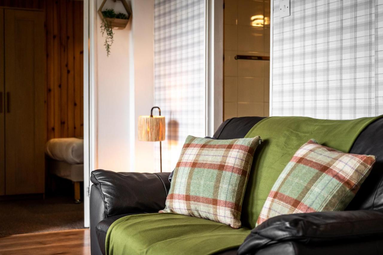 Ancarraig Lodges Drumnadrochit Exterior foto